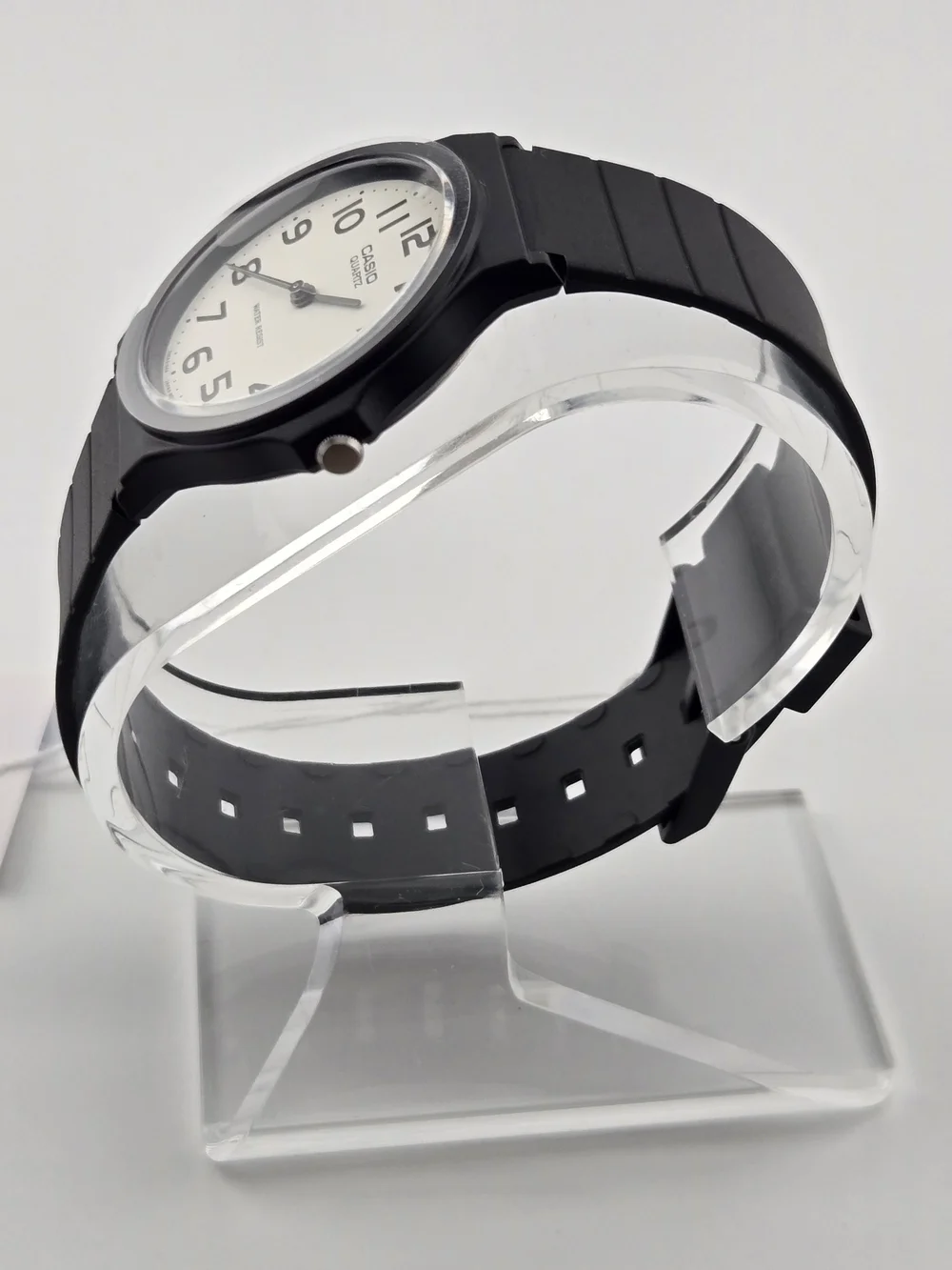 Casio MQ-24 Unisex Quartz Watch Black Resin Strap 34mm New 1330 Movement
